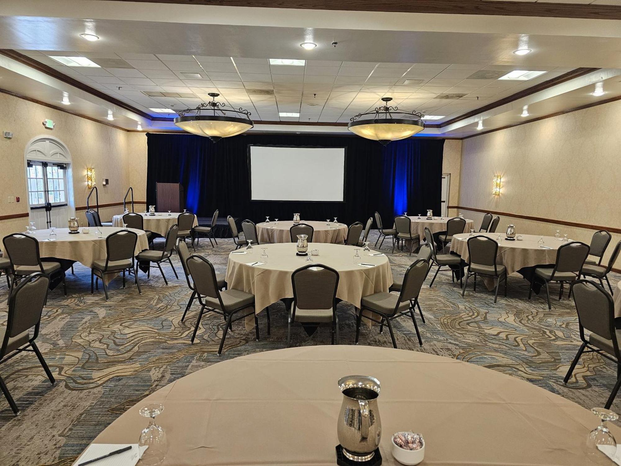 Crowne Plaza Phoenix - Chandler Golf Resort By Ihg Esterno foto